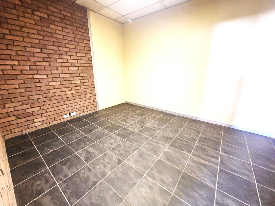 To Let Commercial Property for Rent in Rustenburg Rural North West